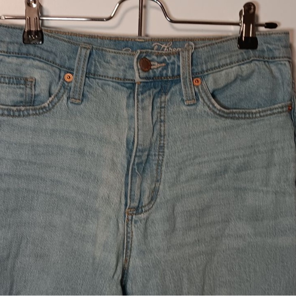 Universal Thread Distressed Blue Women's Jeans - Picture 3 of 5